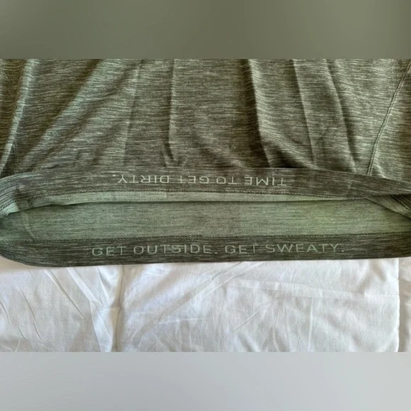Lululemon Men’s Swiftly Tech Crewneck Short Sleeve Tee Size Medium Green EUC - Picture 3 of 6